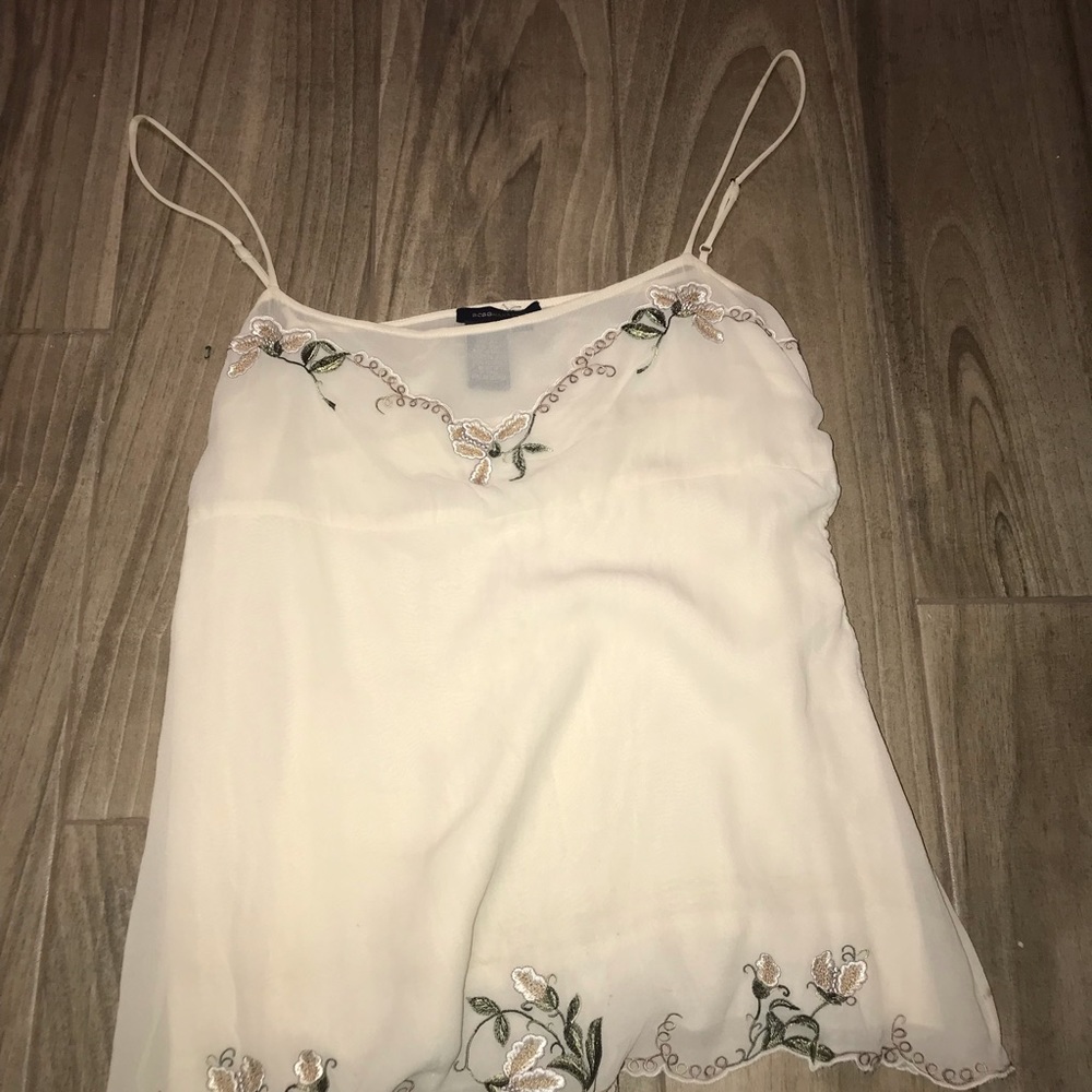 Vintage lace BCBG embroidered top size M